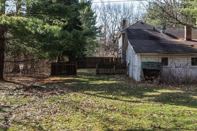 Building Photo - 751 Holmes Rd