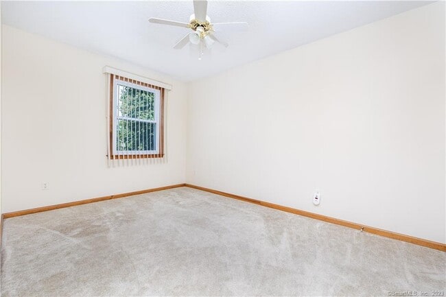 Building Photo - 113 Brandegee Ln