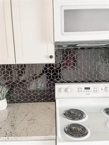 Building Photo - 253 E Stephenson St