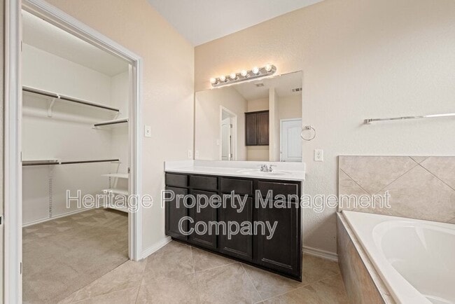 Building Photo - 6035 Hematite Rim