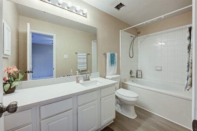 Building Photo - 3550 Red Meadows Dr