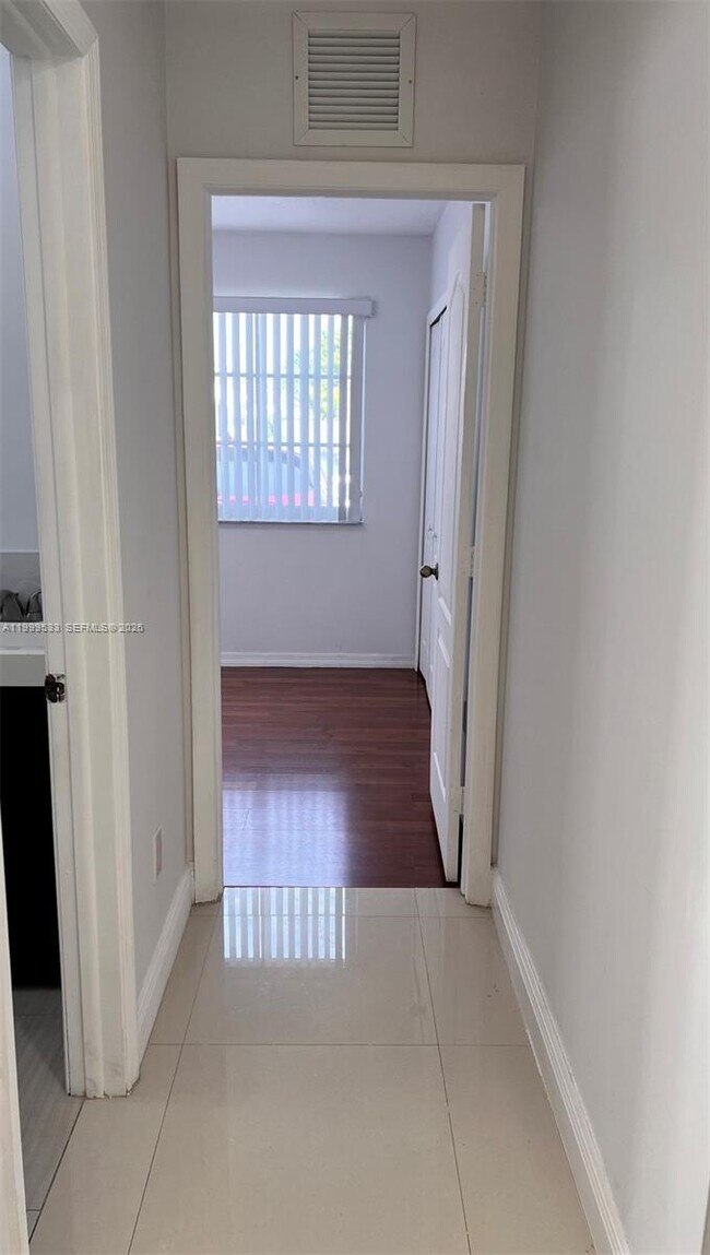 Building Photo - 14652 SW 114th Terrace