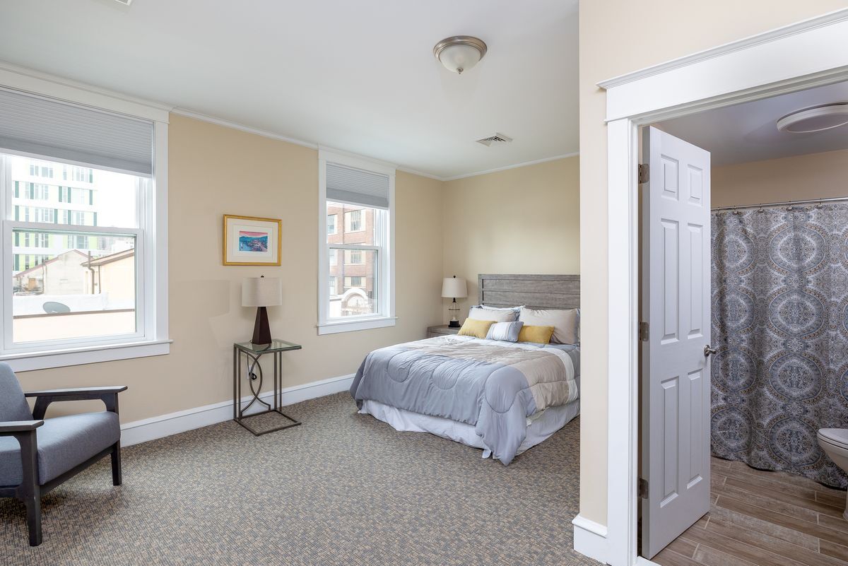 Building Photo - 1131 Callowhill St