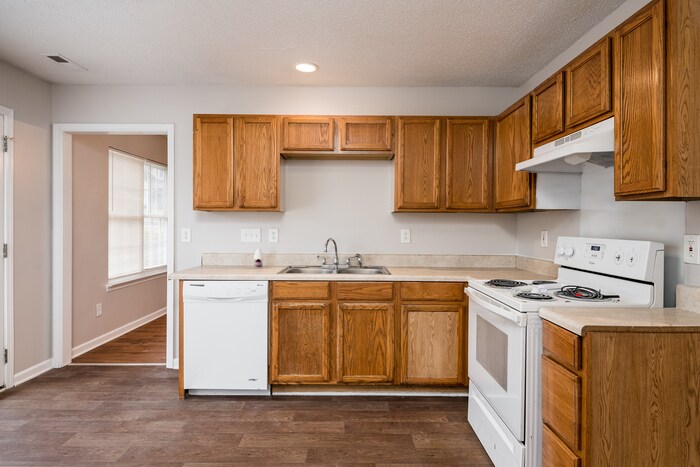 Building Photo - 3504 Anastasia Ct