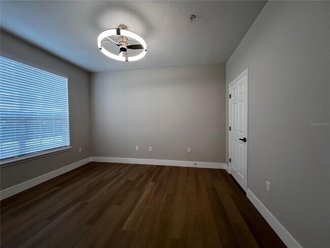 Building Photo - 13102 Mulberry Park Dr