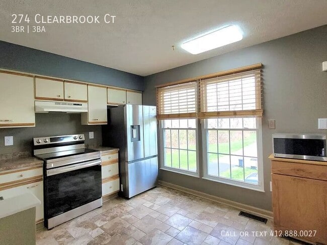 Building Photo - 274 Clearbrook Ct