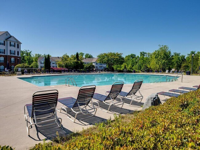 Building Photo - Ballantyne 3 Bedroom Townhome-Perfect Loca...