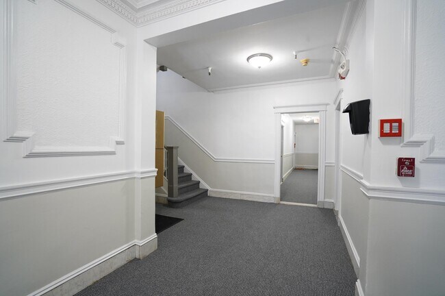 Building Photo - 6 Orkney Rd