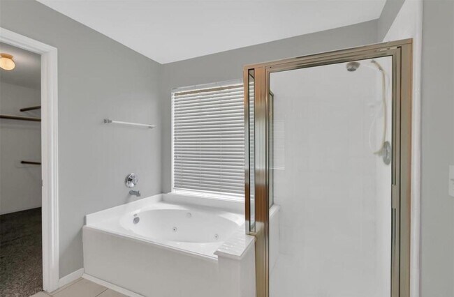 Building Photo - 635 Cypresswood Trce