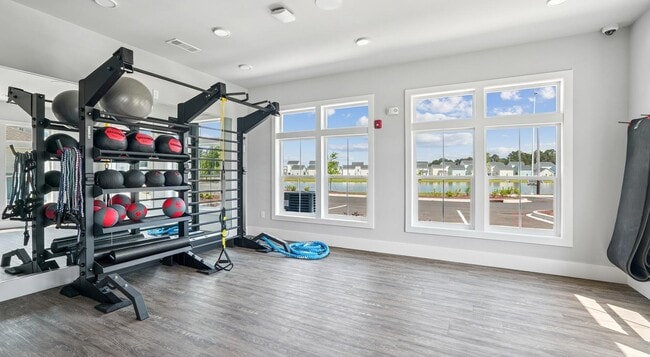 Building Photo - 112 Hera Way