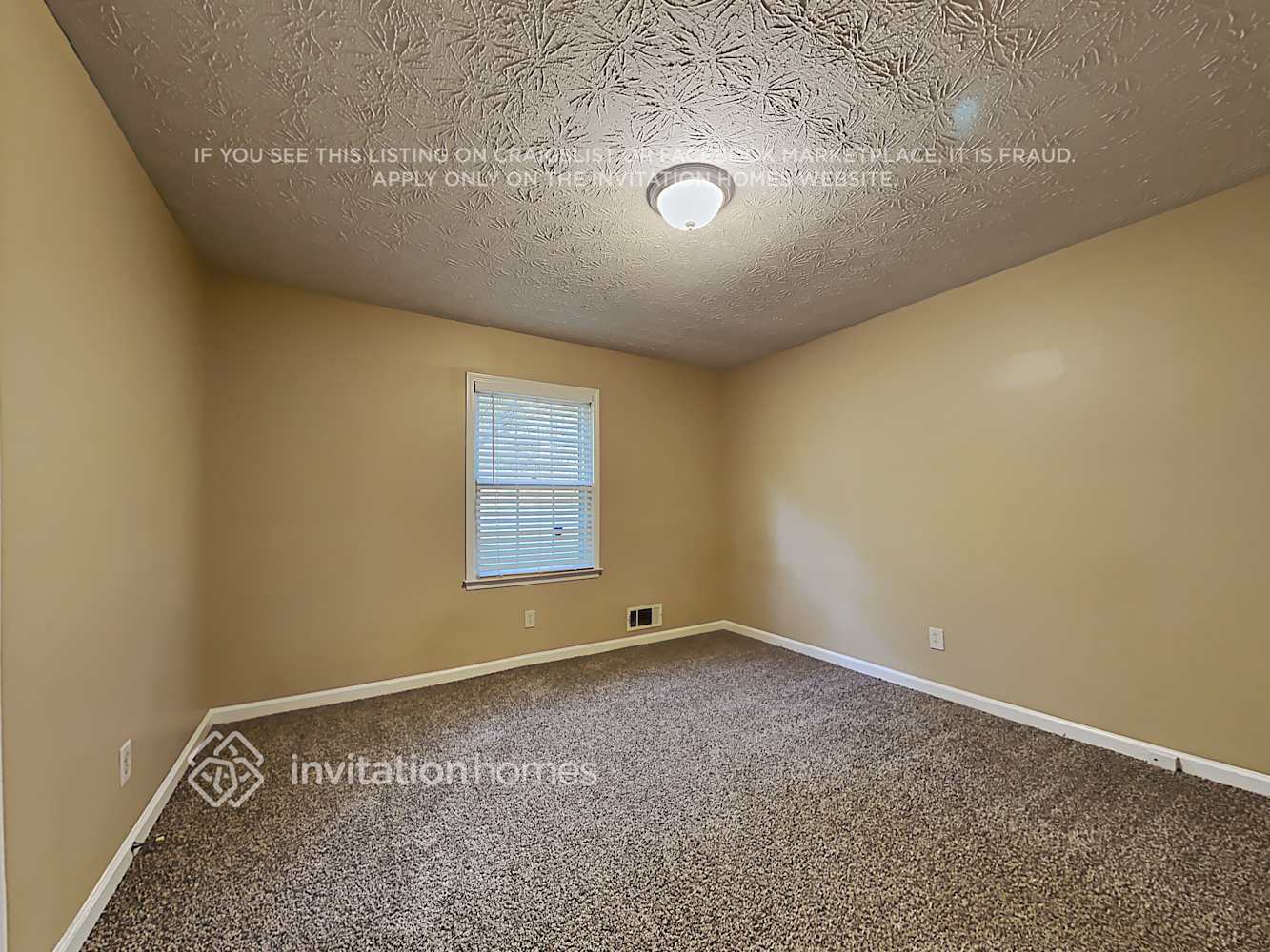 Building Photo - 388 Summerville Dr NW