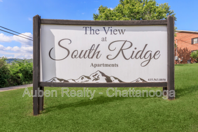 Building Photo - 112 S Ridge Dr