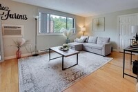 Building Photo - 83 Nicholas Rd