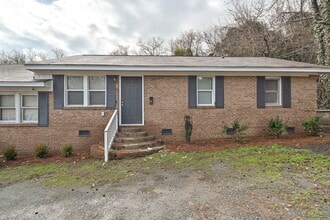 Building Photo - 302 E Hudson St