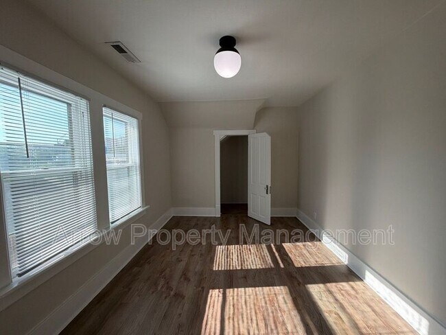 Building Photo - 1459 Plum St