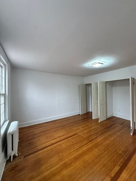 Building Photo - 328 High St