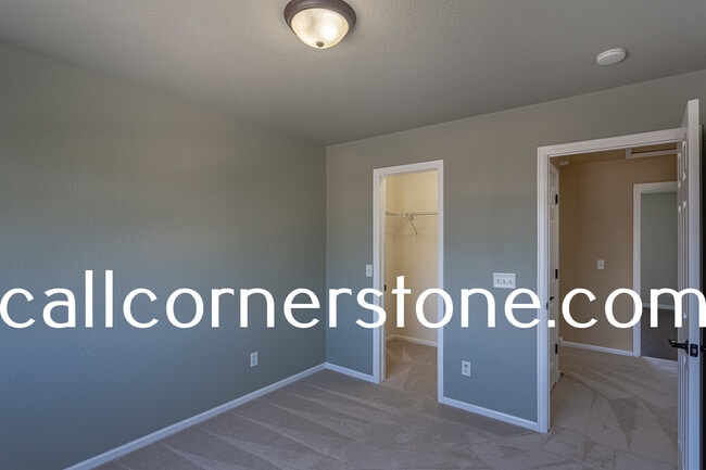 Building Photo - 4394 Crow Creek Dr