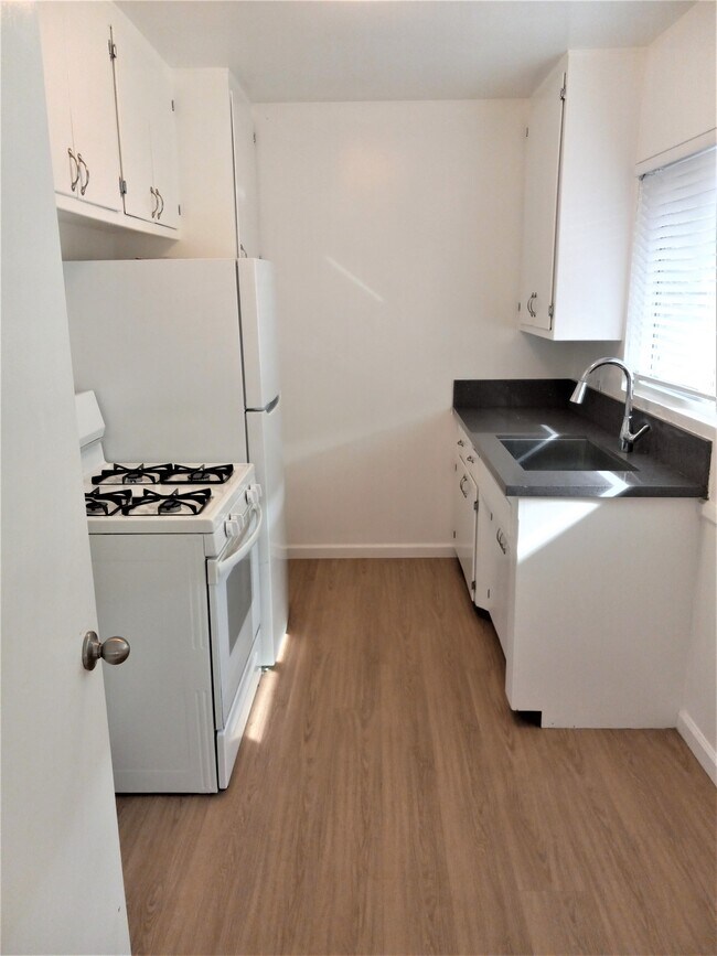 recently remodelled kitchen - 1311 N Fairfax Ave