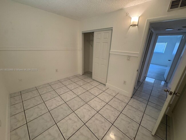 Building Photo - 8650 SW 133rd Avenue Rd