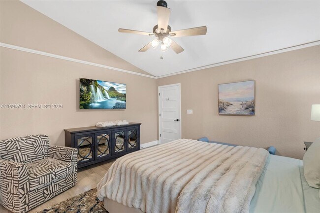 Building Photo - 4220 Grove Park Ln