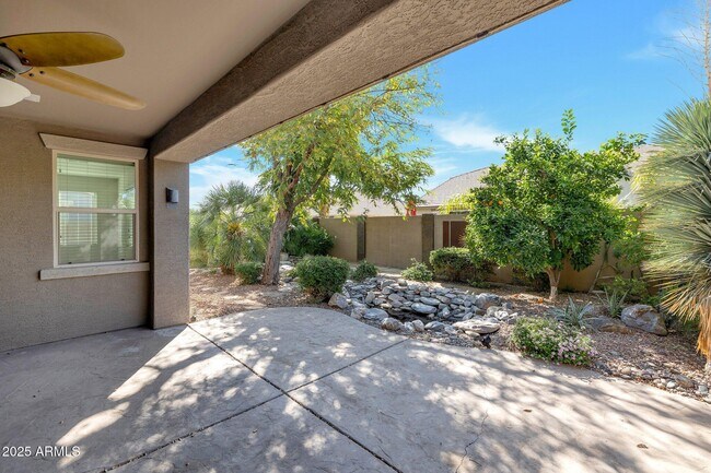 Building Photo - 18467 W Tasha Dr