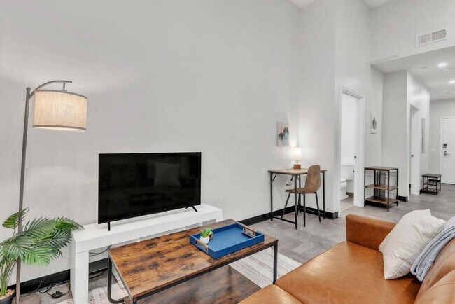 Building Photo - 800 Penn Ave