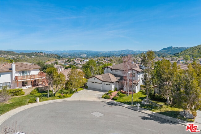 Building Photo - 674 Via de Tierra