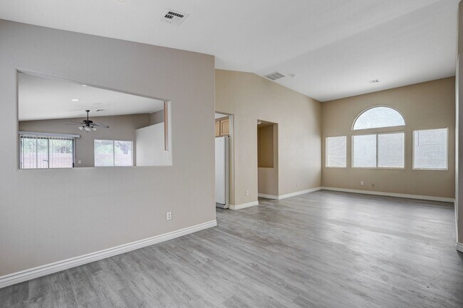 Building Photo - Single Family Home in N Las Vegas Aliante Area