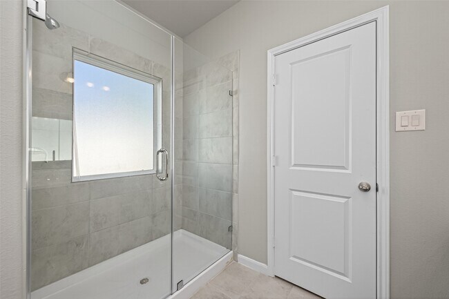 Building Photo - 2320 Cedar Pl Dr