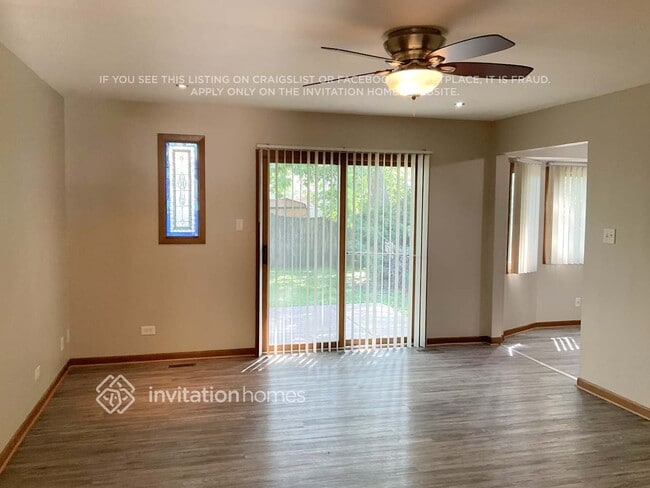 Building Photo - 15515 Long Ave