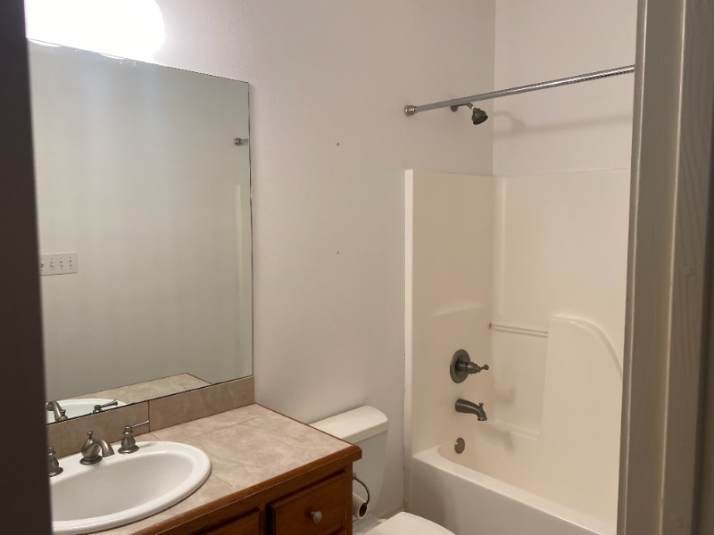 Building Photo - 424 Place St. Charles