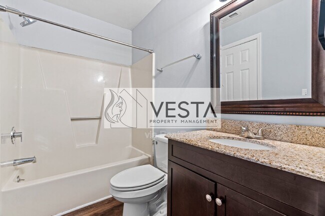 Building Photo - 110 Heywood Rd