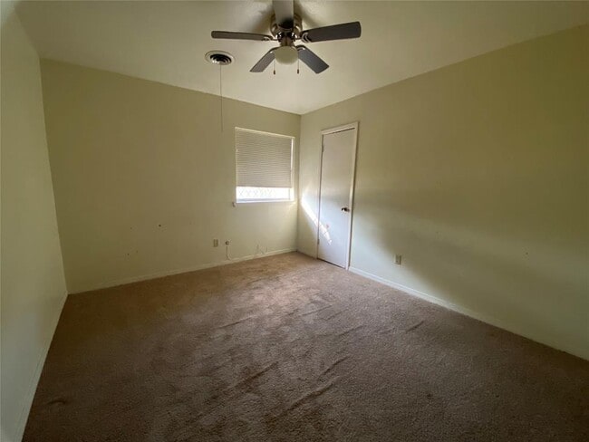 Building Photo - 6107 McKinstry Blvd