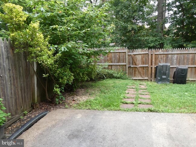 Building Photo - 9518 Hunt Square Ct