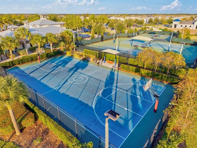 Building Photo - 5709 Silver Sun Dr