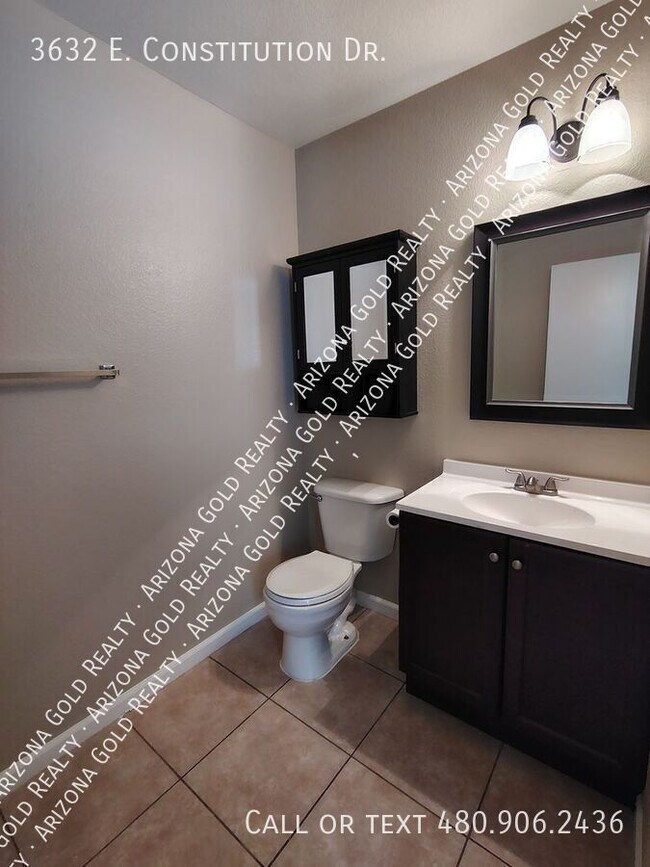 Building Photo - 3632 E Constitution Dr