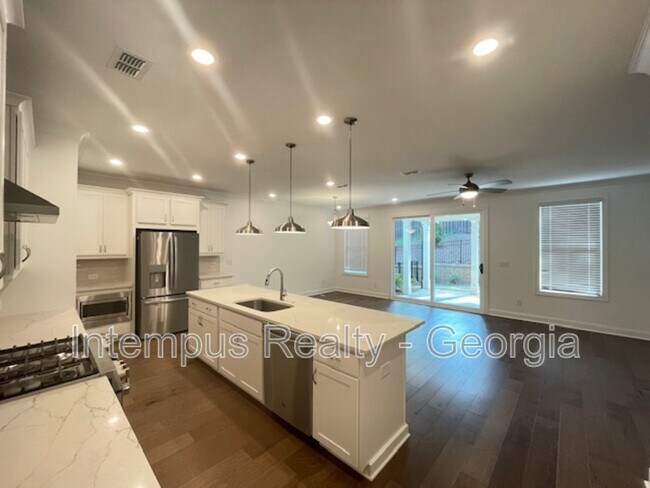 Building Photo - 5234 Riden Ct