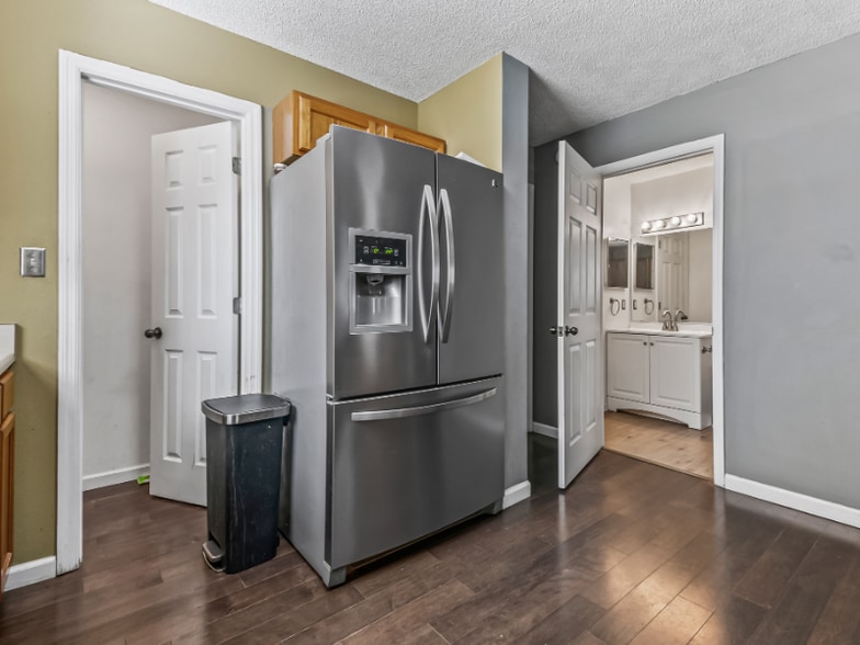 Building Photo - 3612 Cagney Dr