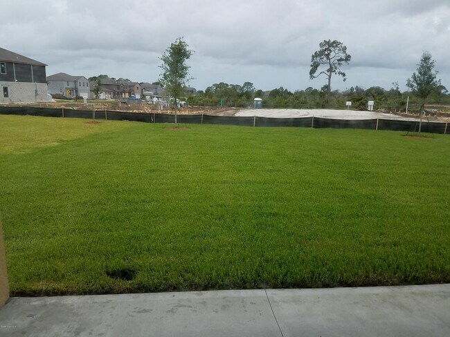 Building Photo - 1536 Fuji Dr