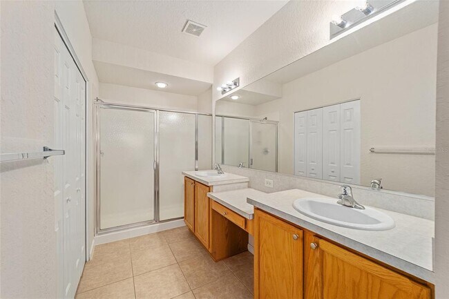 Building Photo - 4570 SW 52nd Cir