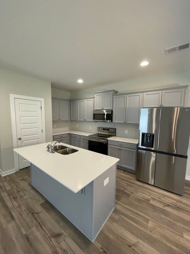 Building Photo - Home for Rent in Calera, AL!!!  View with 48 Hours Notice!  DEPOSIT PENDING!