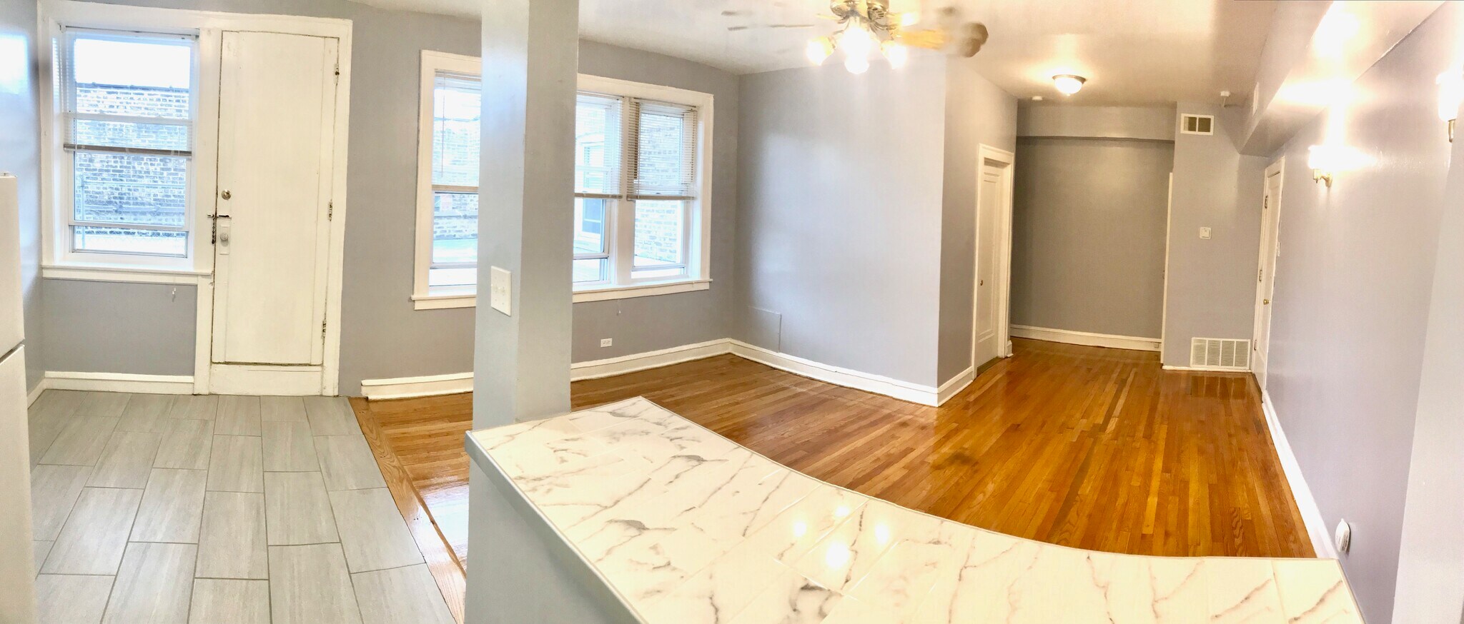 Building Photo - 4165 S Archer Ave