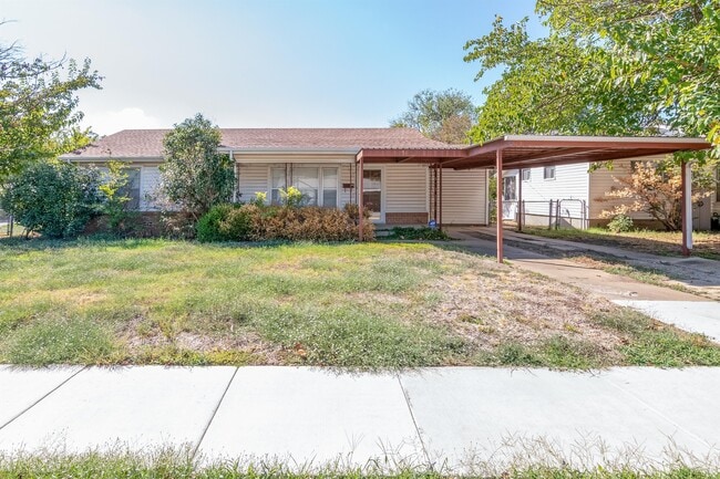 Building Photo - 5130 Vicki St