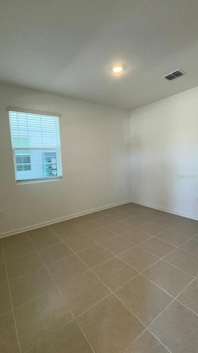 Building Photo - 1857 Fulfillment Dr