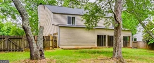 Building Photo - 493 Old Canton Rd