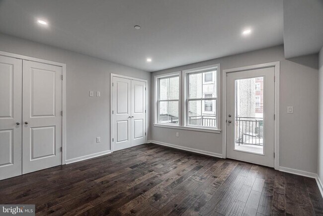 Building Photo - 752 S 8th St