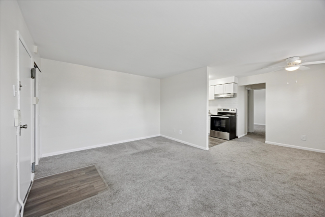 Building Photo - 13659 Philmont Ave