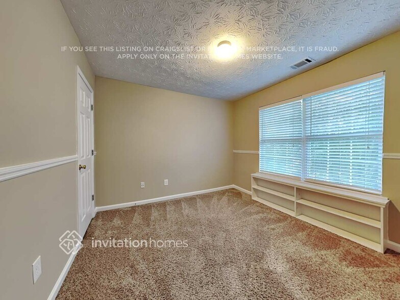 Building Photo - 1346 Dalesford Dr