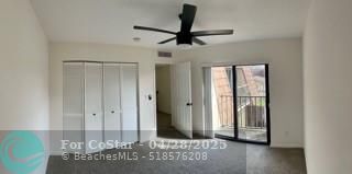 Building Photo - 1440 N Lawnwood Cir