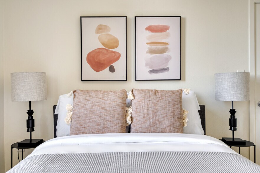 Building Photo - 2400 W El Camino Real